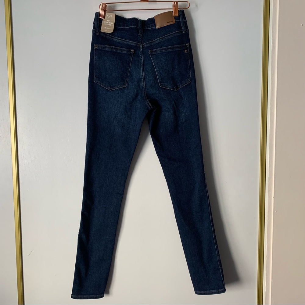 10" High-Rise Skinny Jeans in Woodland Wash: TENCEL Denim Edition - Picture 11 of 12